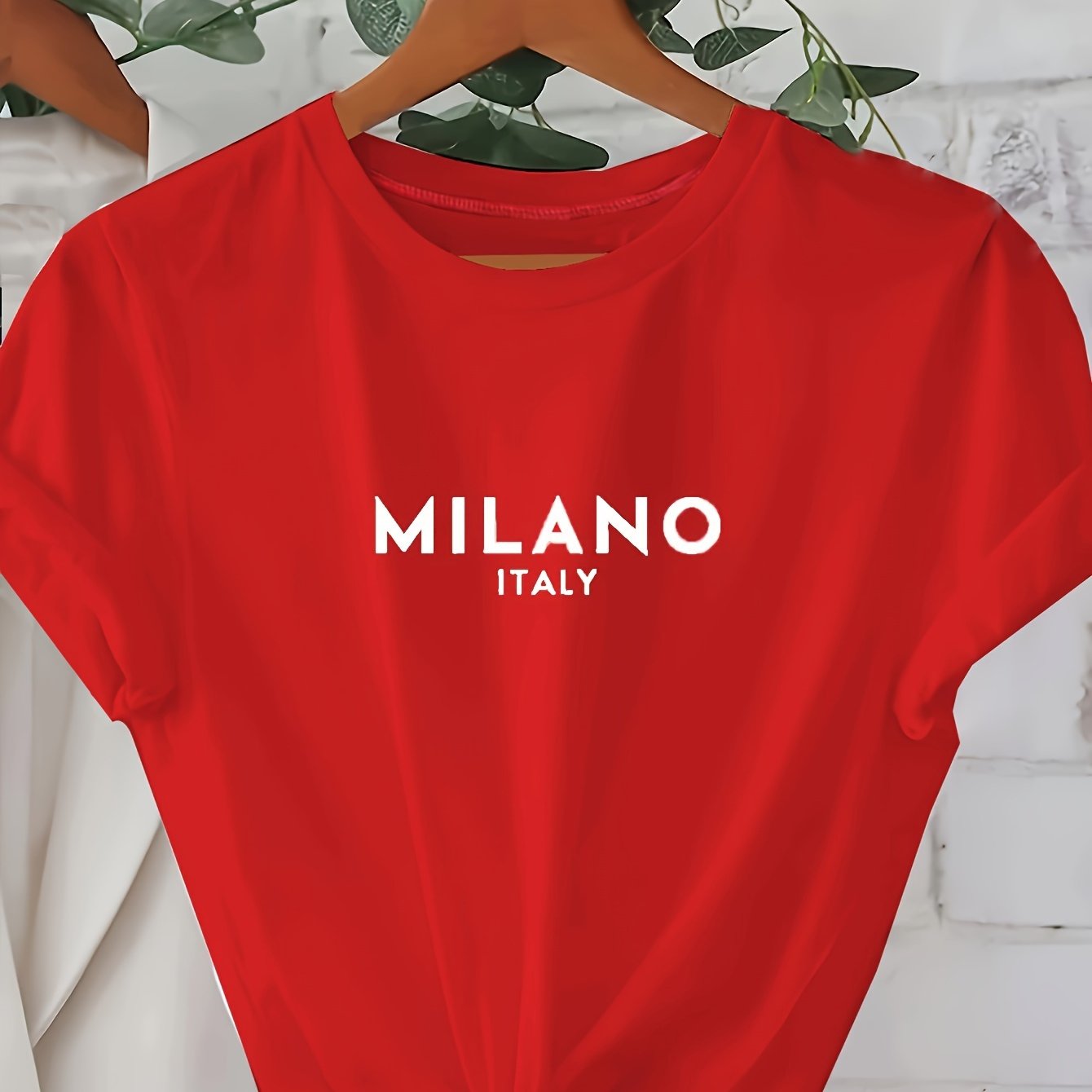 Casual, Stylish Milano Letter T-shirt