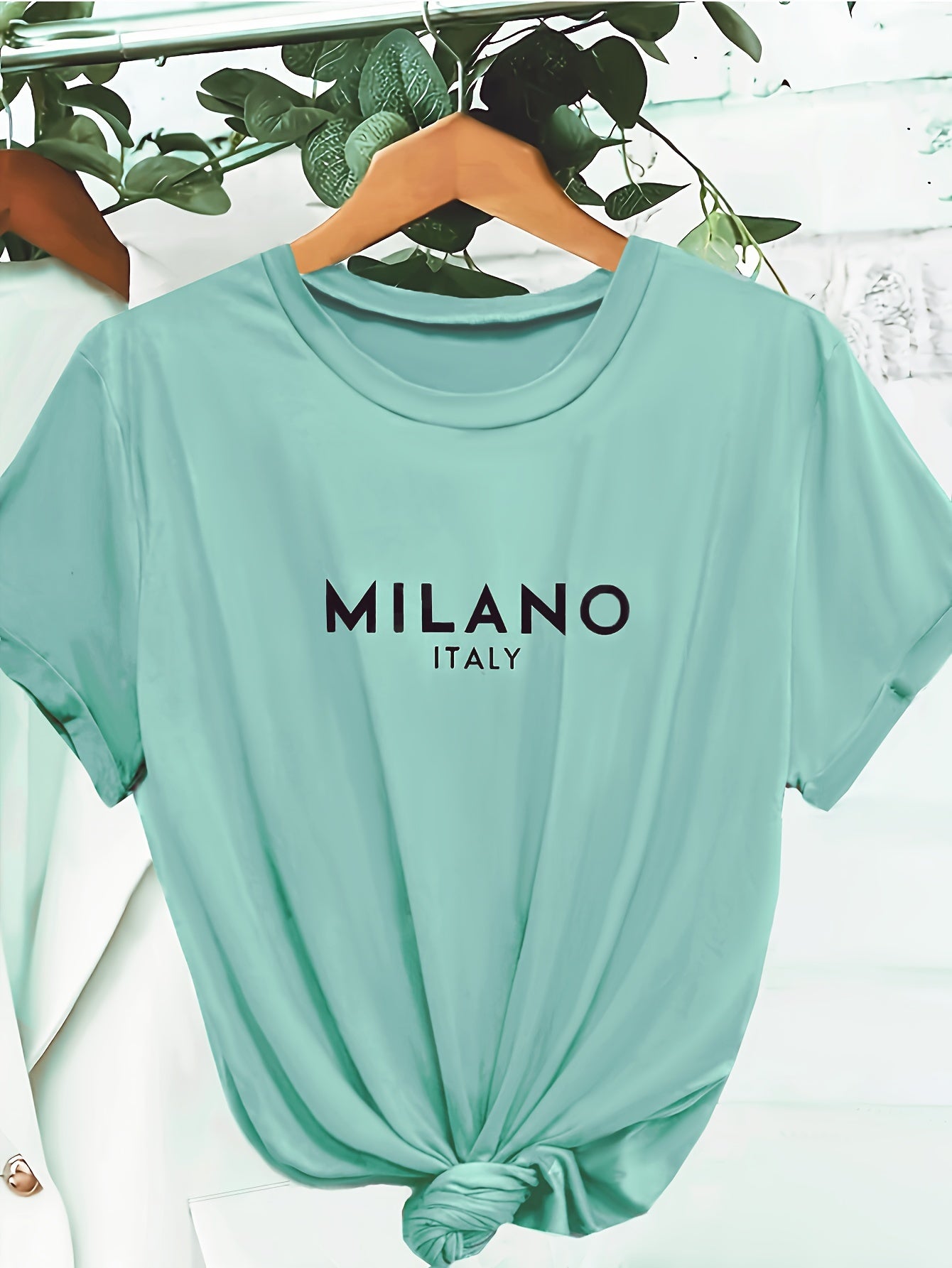 Casual, Stylish Milano Letter T-shirt