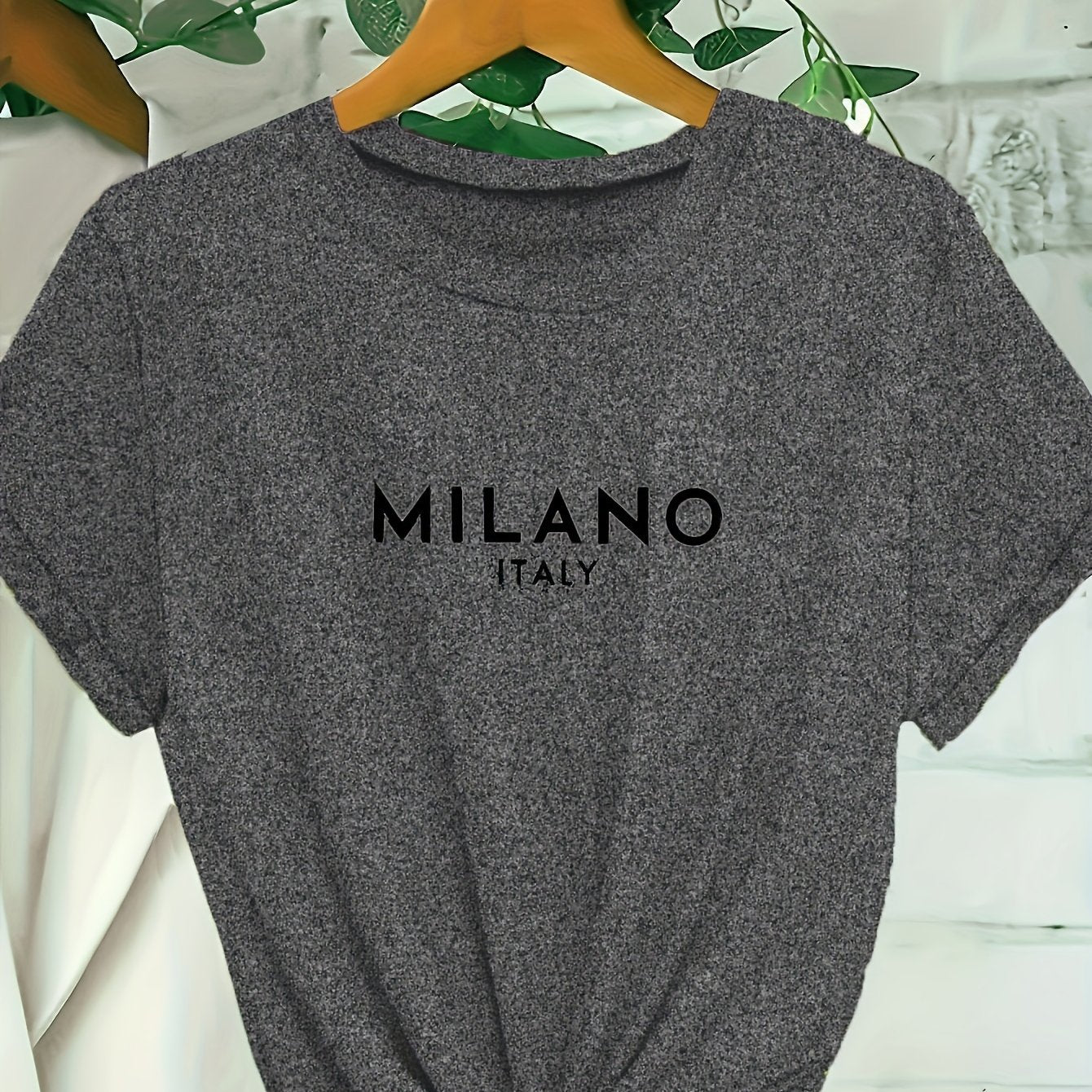 Casual, Stylish Milano Letter T-shirt